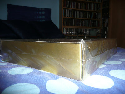 Usually I receive boxes where an edge like that is bent way out of shape, this is in immaculate condition considering its age and the distance it's travelled.